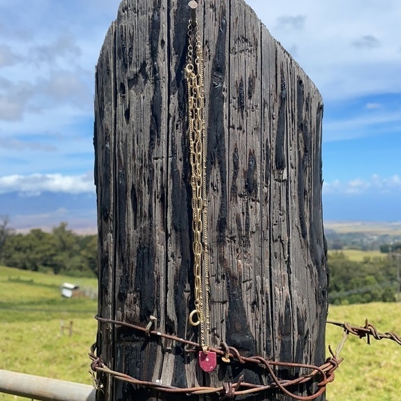 Multi chain necklace with pink pendant paper clip - Picture 4 of 6